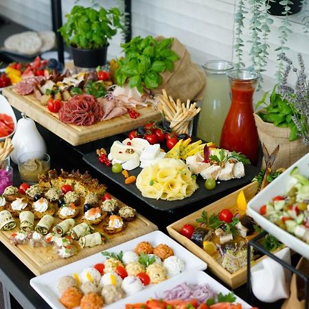 Koral Live Hotel Kolobrzeg Ngoại thất bức ảnh