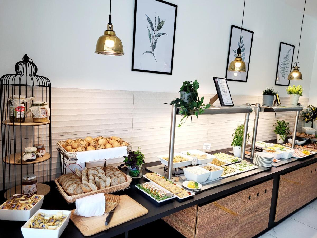 Koral Live Hotel Kolobrzeg Ngoại thất bức ảnh