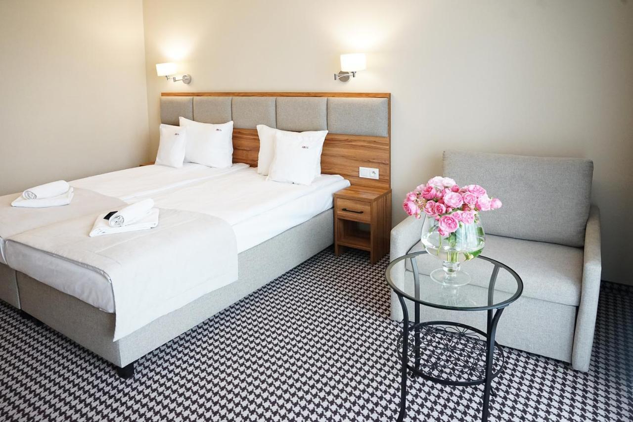 Koral Live Hotel Kolobrzeg Ngoại thất bức ảnh