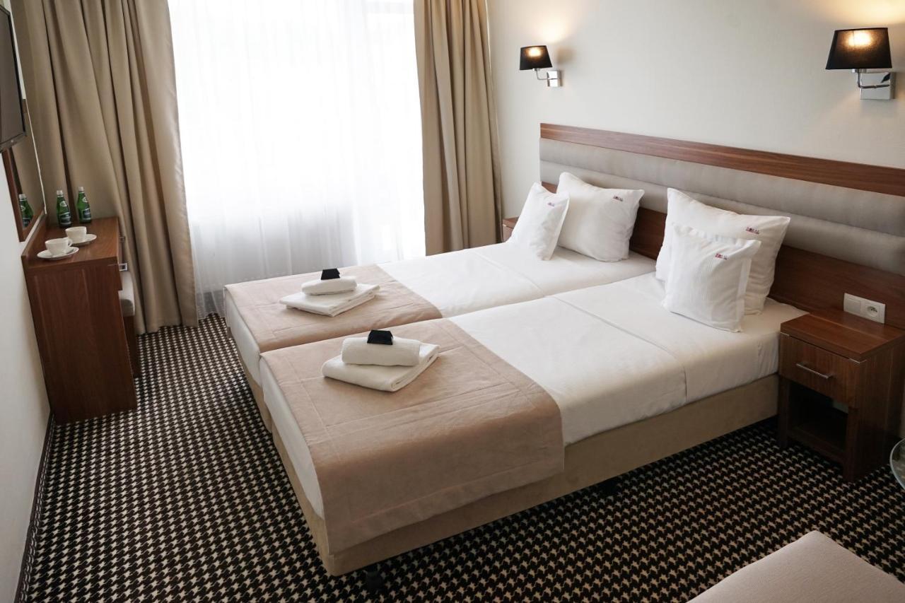 Koral Live Hotel Kolobrzeg Ngoại thất bức ảnh