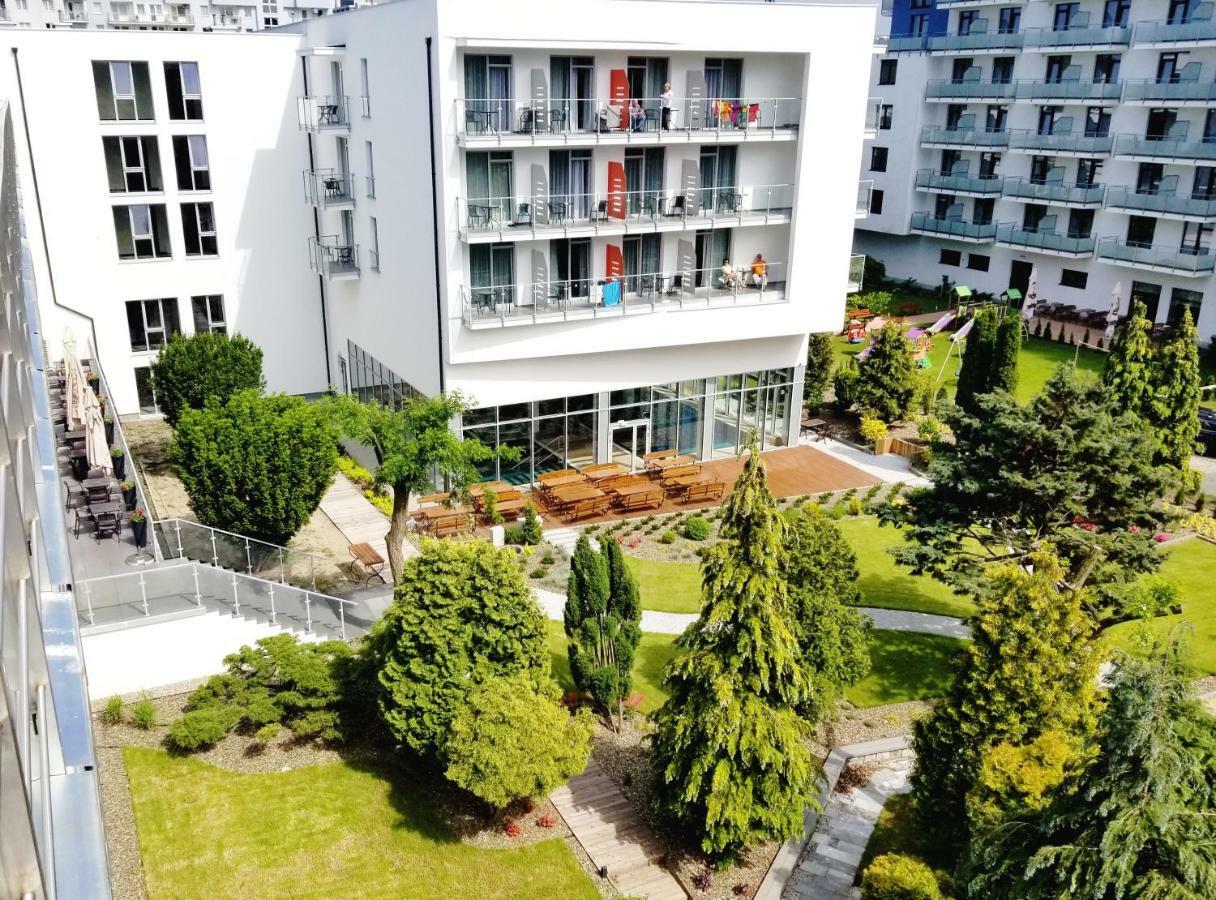 Koral Live Hotel Kolobrzeg Ngoại thất bức ảnh